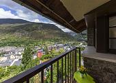 Appartement avec Vue sur la Montagne - 2 Adultes + 1 Enfant