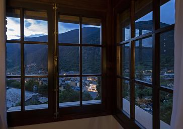 Apartamento con vistas a las montañas - 2 adultos + 2 niños