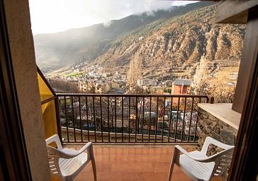 3 Bedroom Apartment - 5 Adults