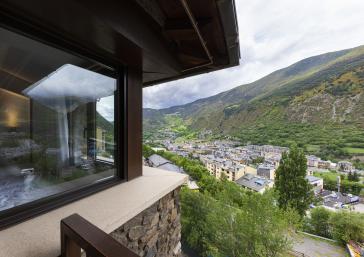 Apartament amb vistes a les muntanyes - 4 Adults