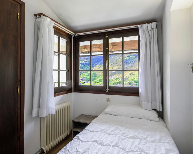 Appartement avec Vue sur la Montagne - 2 Adultes + 1 Enfant