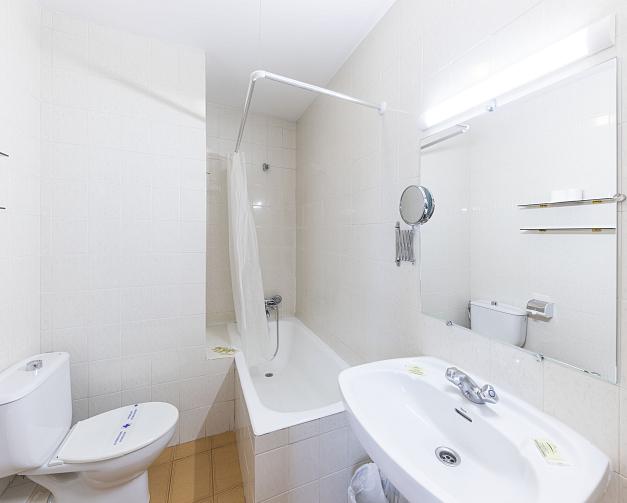 Apartamento de 3 habitaciones - 5 Adultos